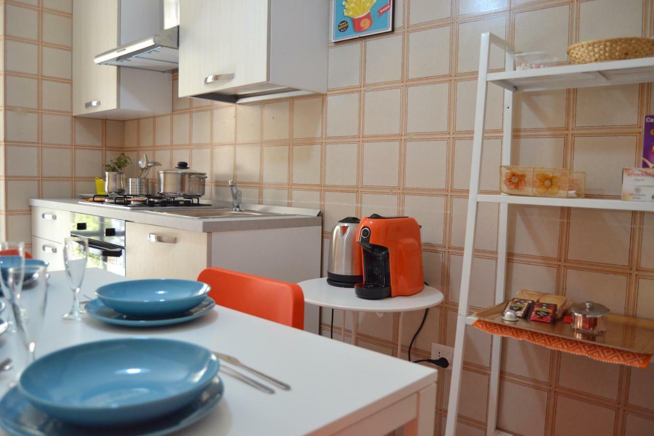 Casa Dahlia Mondello Apartment ภายนอก รูปภาพ