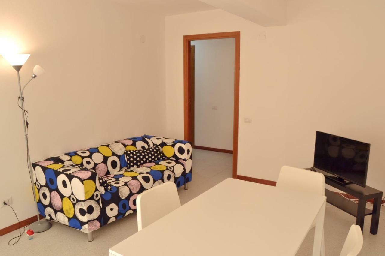 Casa Dahlia Mondello Apartment ภายนอก รูปภาพ